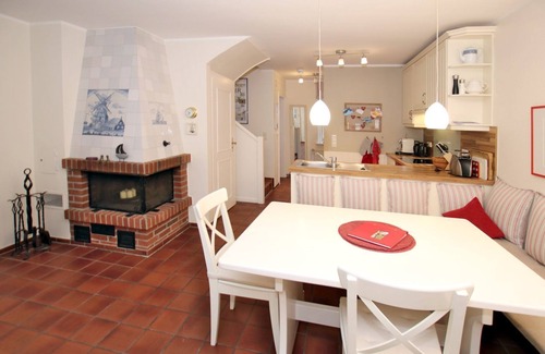 Wrixum Apartment | Ohl Dörp 22 Pastoratshof, Haus 3 - Ferienwohnung in Wrixum, mit 3- Zimmern auf 60m² im Reetdachhaus