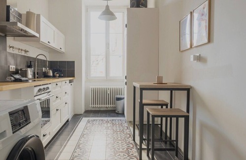 Old Town Apartment | OIQIA Épicure