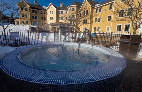 Ludlow Condo | Okemo | 2BR + Exec Loft Condo w/Washer & Dryer