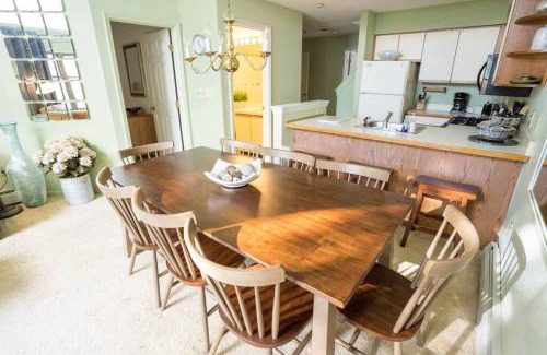 Ludlow Apartment | Okemo Mountain Getaway for Families with Pool Access