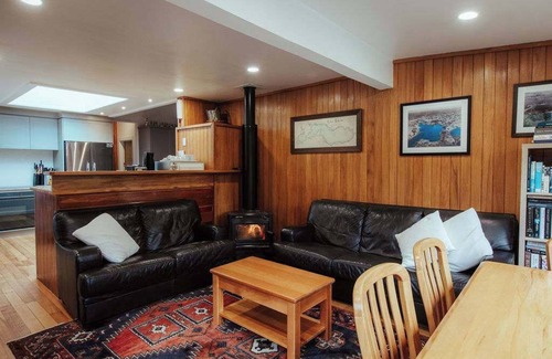 Okere Falls House | Okere Lake House - Lakefront with Private Jetty