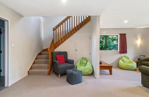 Okere Falls House | Okere Retreat - Pet Friendly Okere Falls Home