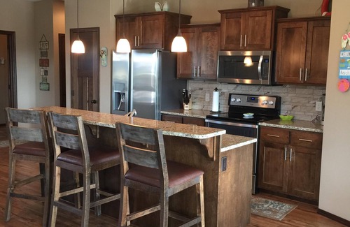 Arnolds Park Cabin | Okoboji New 3 Bed. Cabin at Bridges Bay Resort- Includes 6 passes to Waterpark!