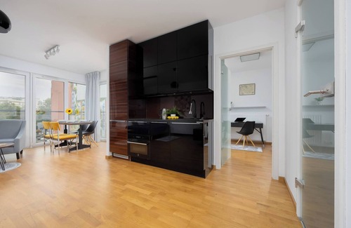 Praga Apartment | Okrzei 18 | Warsaw | Bright Apartment | Near PGE