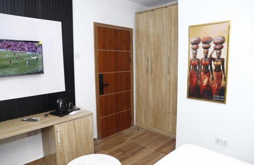 Ibadan Hotel | Olabanji Royal Garden Hotel