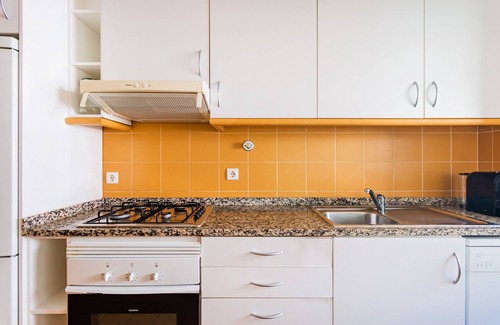 Beato Apartment | Olaias Park Flat in Lisbon