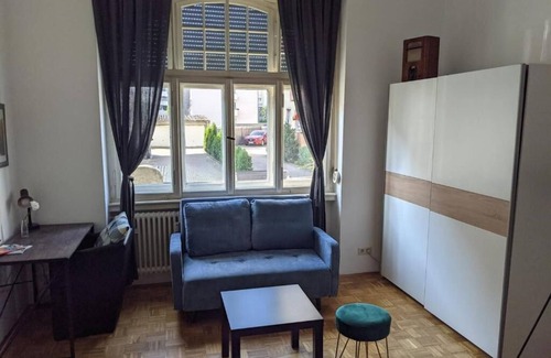Sanderau Apartment | Old building on the Main