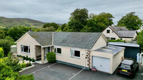 Achachork House | Old Captain Guest House