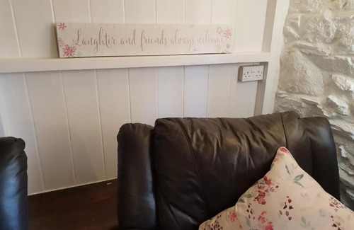 Haverfordwest House | Old Court Cottage