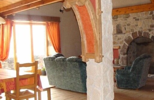 Ardes Other | Old farmhouse tastefully renovated, very good comfort,