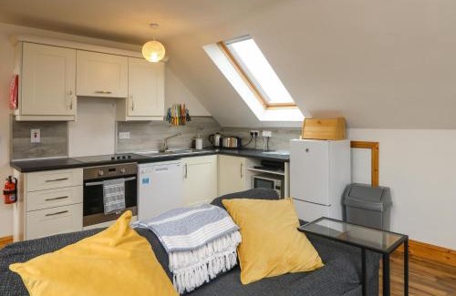 Slade Apartment | Old Field Hideaway