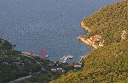 Orebic House | Old Fisherman's House w 3BD, balcony and terrace by the Sea