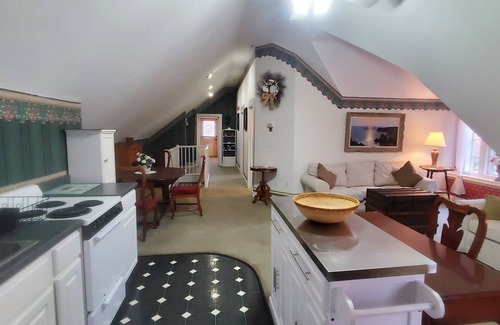 Old Orchard Beach Bed & Breakfast | Old Orchard Beach Inn
