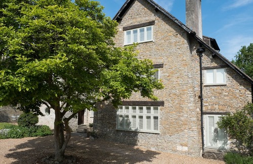 Beckington Hotel | Old Parsonage House