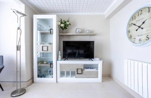 Bermeo Apartment | Old Port, apartamento con vistas al puerto