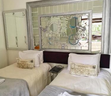 Wilderness Cabin | Old Post Office Lodge