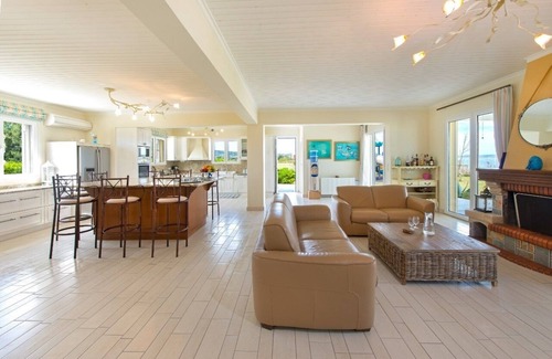 Gennadi House | 'OLD ROCK' Villa Facing Famous Rhodes Beaches