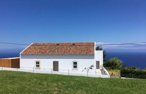 Nordeste House | Old Tea Factory - Middle House - Magnificent views of the sea