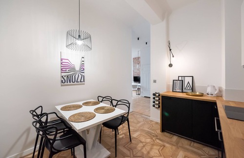 Old Town Apartment | Old Town Basilisk Apartment