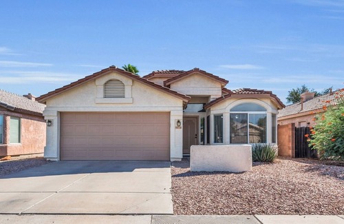 Scottsdale Summit House | Old Town Scottsdale oasis with resort style back yard!