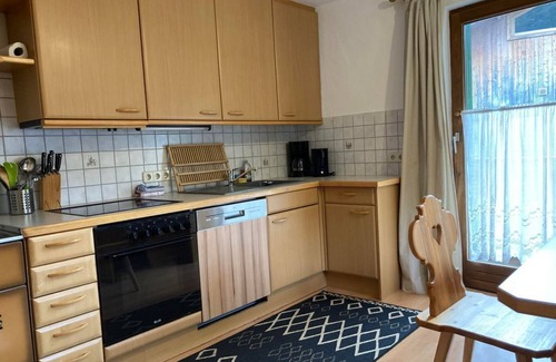 Leutasch Apartment | "Old wood" apartment with balcony - Öfnerhof