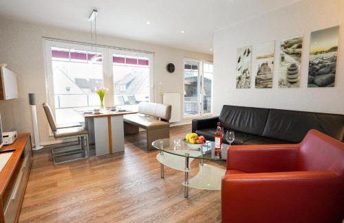 Groemitz Apartment | Oldenburger Strasse 28 Penthouse 8