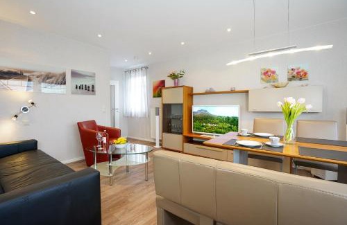 Groemitz Apartment | Oldenburger Strasse 28 Penthouse 8