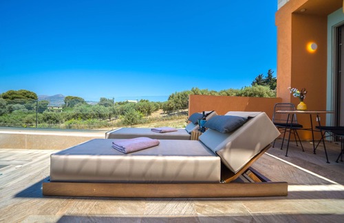 Heraklion Apartment | Oleas Suite Moon & Private Pool