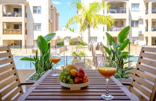 Paphos Apartment | Oliva Poolside Residence by Nomads