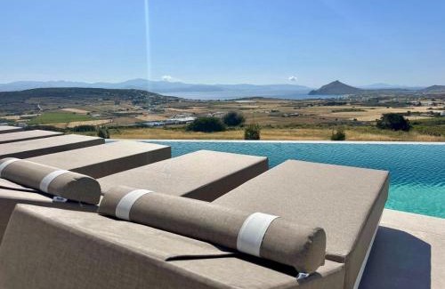 Paros Villa | Olive Breeze Villa , Naousa