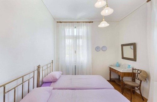 Paleopolis House | Olive Garden | Neoclassical in the heart of Chora