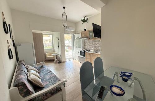 Keramoti Apartment | Olive