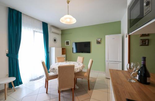 Petrcane Apartment | Olive Maris
