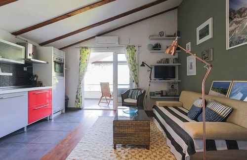 Zuljana Apartment | Olive-Sunset Haven in Zuljana
