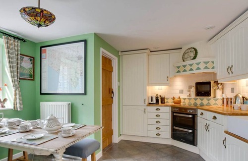 Portesham House | Olive Tree Cottage in the beautiful Portesham
