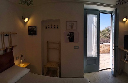 Noci House | Olive tree suite