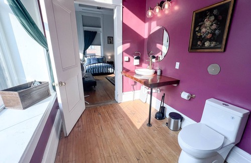 Downtown - Waterfront House | Oliver Inn | Suite 15 | Mayor Snively