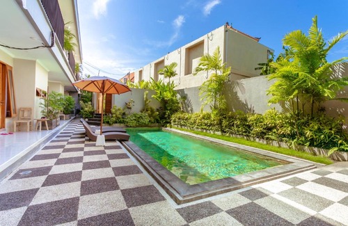 Batu Bolong House | Olivia Guesthouse by ecommerceloka