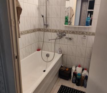 Lasnamae Apartment | Oll APPARTMANT FOR YOU