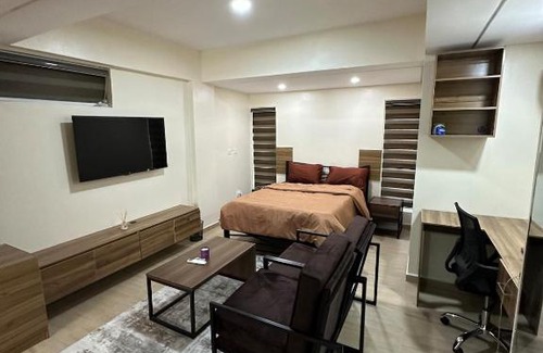 Surulere Apartment | Olu's Studio
