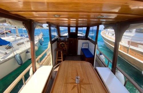 Datca City Center Boat Rental | OluGide Tekne Turu