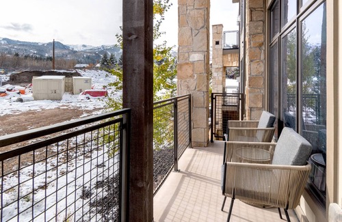 Park City Cottage | Olympia by Avantstayminutes From the Slopes in PC