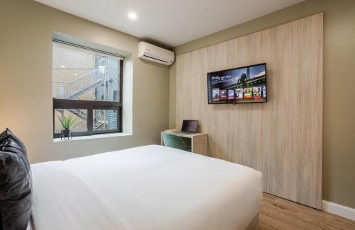 Gay Village Hotel | Olympia Hotel by Lodgo