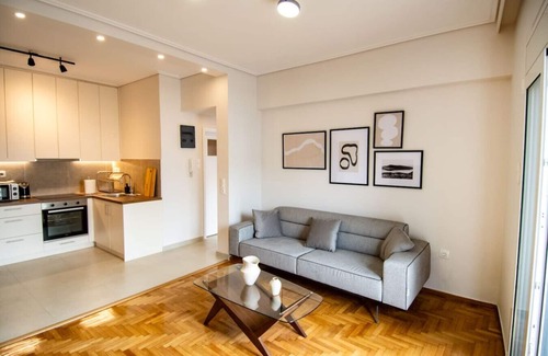 Kinosargous Condo | Olympian Zeus top location