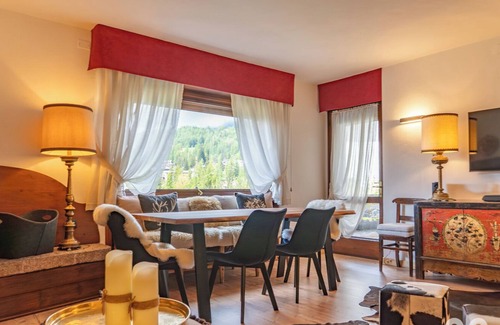 Cortina d'Ampezzo Apartment | Olympic Cà di Bosco - Refuge with panoramic terrace in the heart of Cortina