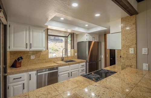 Olympic Valley Condo | Olympic Valley Listing with Penthouse Views!