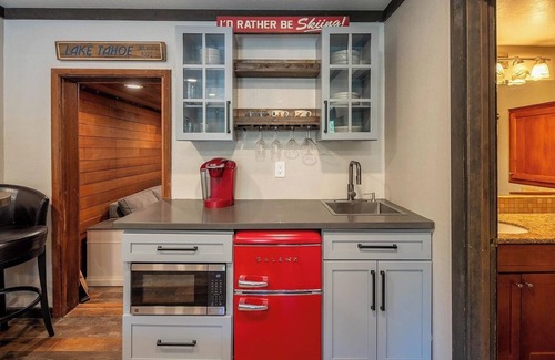 Olympic Valley Condo | Olympic Valley Listing with Penthouse Views!