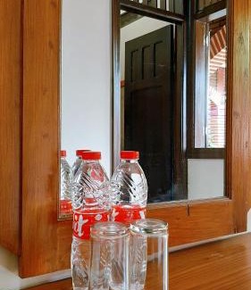 Malang House | Omah Wetan Homestay