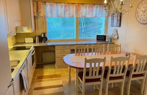 Ylamylly Apartment | Omakotitalo 100m2, 3 makuuhuonetta Joensuu