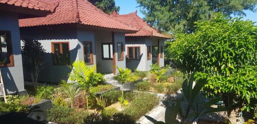 Jerowaru Hotel | Ombak Resort at Ekas , a luxury surf and kite destination, Close to Inside Ekas beach